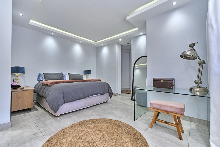 To Let 5 Bedroom Property for Rent in Waterfall Country Village Gauteng