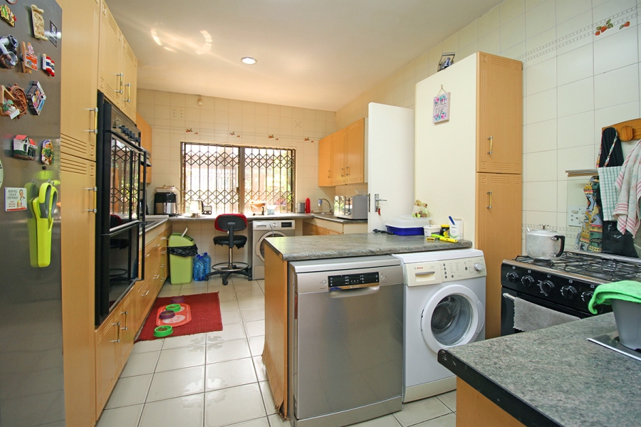 To Let 3 Bedroom Property for Rent in Bruma Gauteng