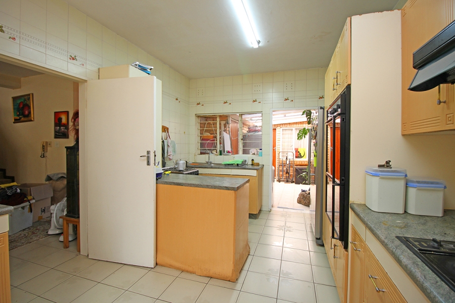 To Let 3 Bedroom Property for Rent in Bruma Gauteng