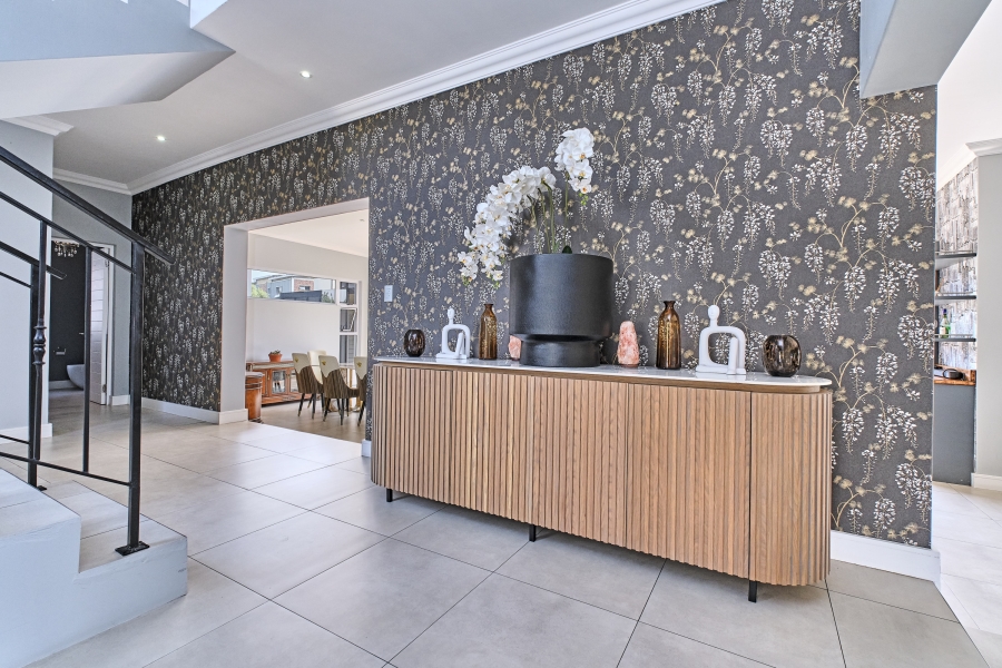 To Let 4 Bedroom Property for Rent in Waterfall Country Estate Gauteng