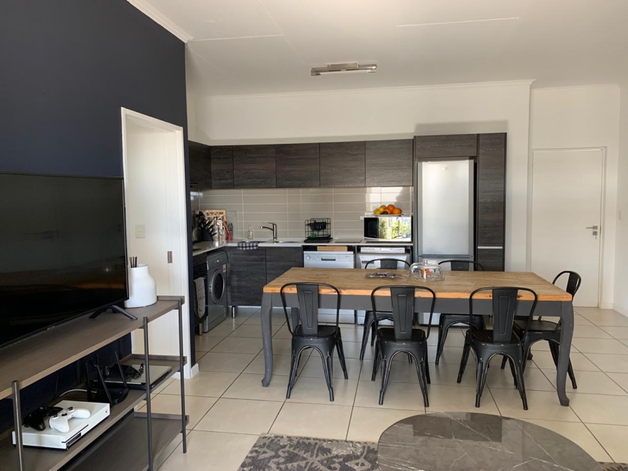 To Let 1 Bedroom Property for Rent in Modderfontein Gauteng