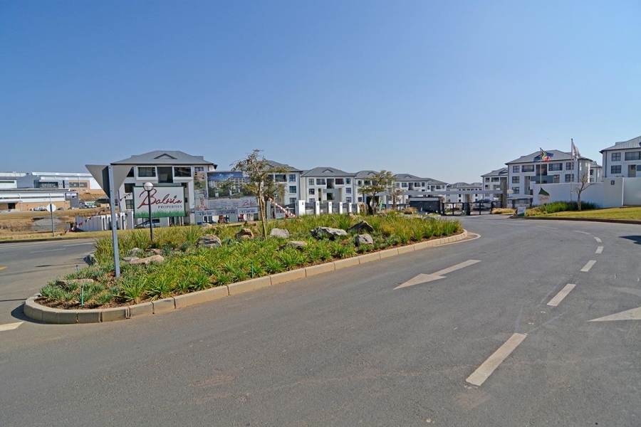 To Let 1 Bedroom Property for Rent in Modderfontein Gauteng