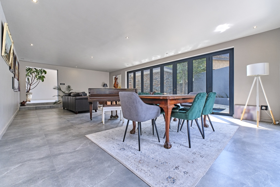 To Let 5 Bedroom Property for Rent in Waterfall Country Village Gauteng