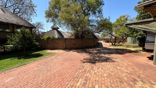 6 Bedroom Property for Sale in Montana Gauteng
