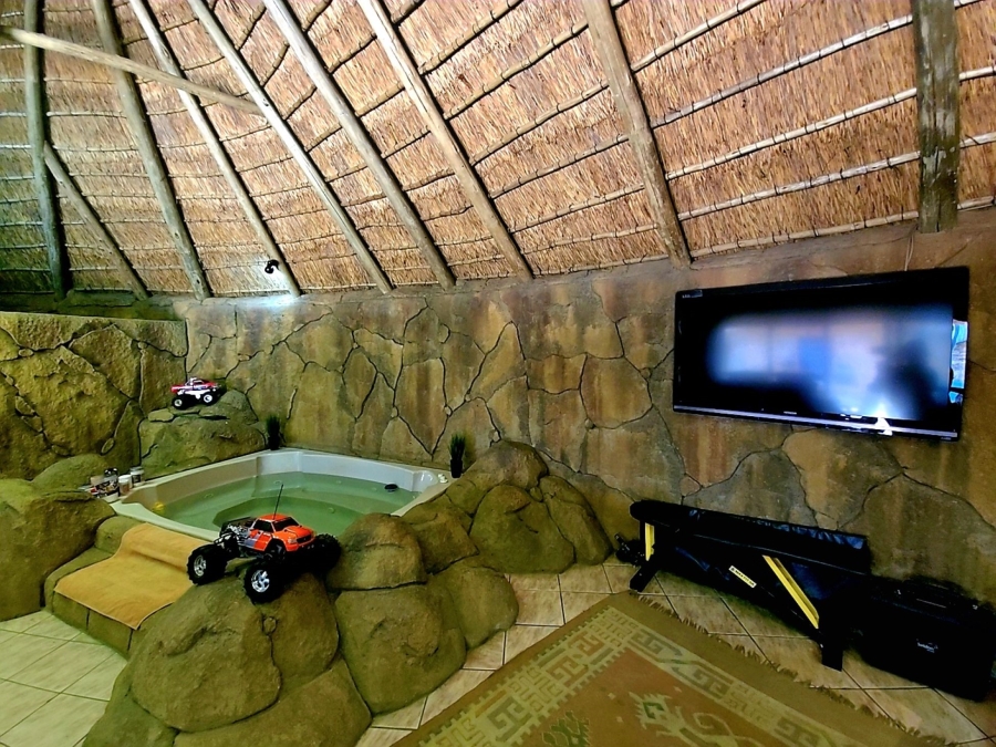 6 Bedroom Property for Sale in Montana Gauteng