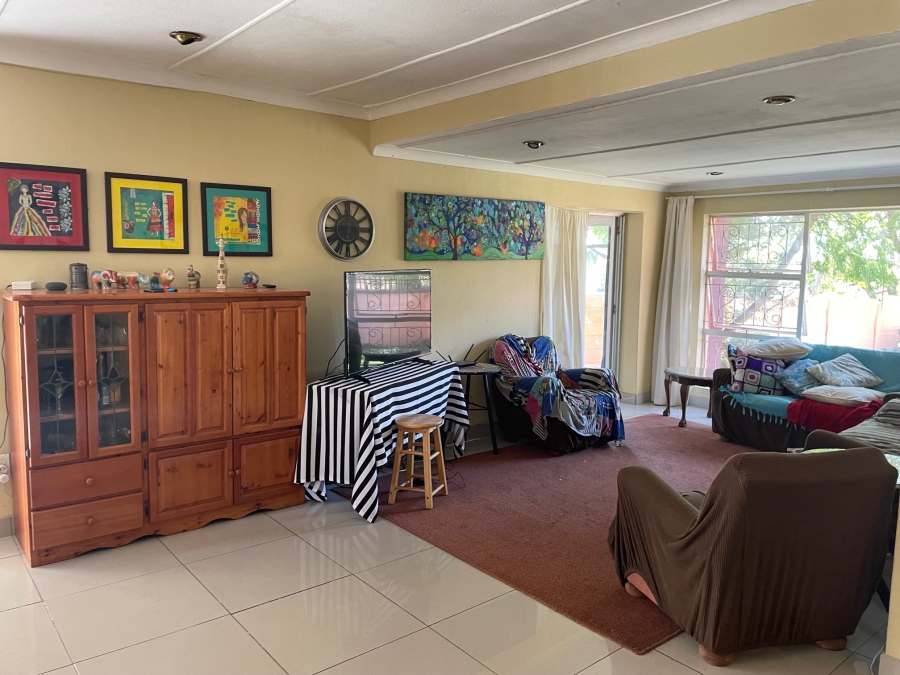 4 Bedroom Property for Sale in Edenvale Central Gauteng