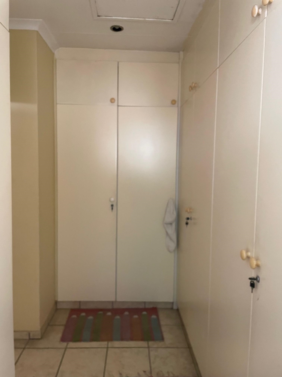 4 Bedroom Property for Sale in Edenvale Central Gauteng