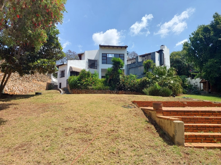 6 Bedroom Property for Sale in Northcliff Gauteng