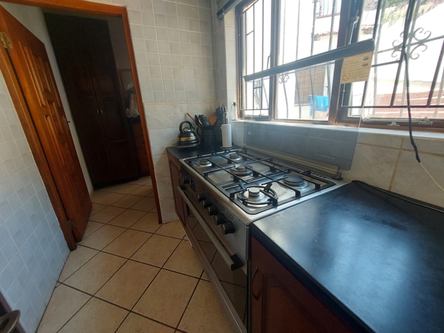 6 Bedroom Property for Sale in Northcliff Gauteng