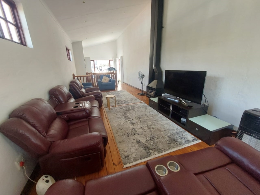 6 Bedroom Property for Sale in Northcliff Gauteng