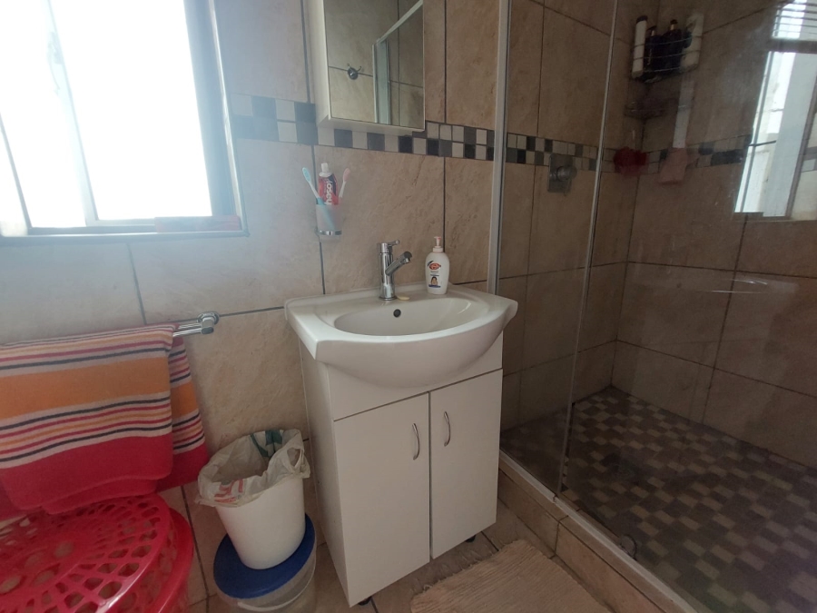 6 Bedroom Property for Sale in Northcliff Gauteng