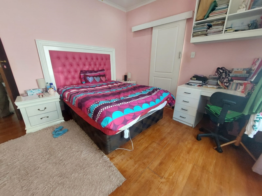 6 Bedroom Property for Sale in Northcliff Gauteng