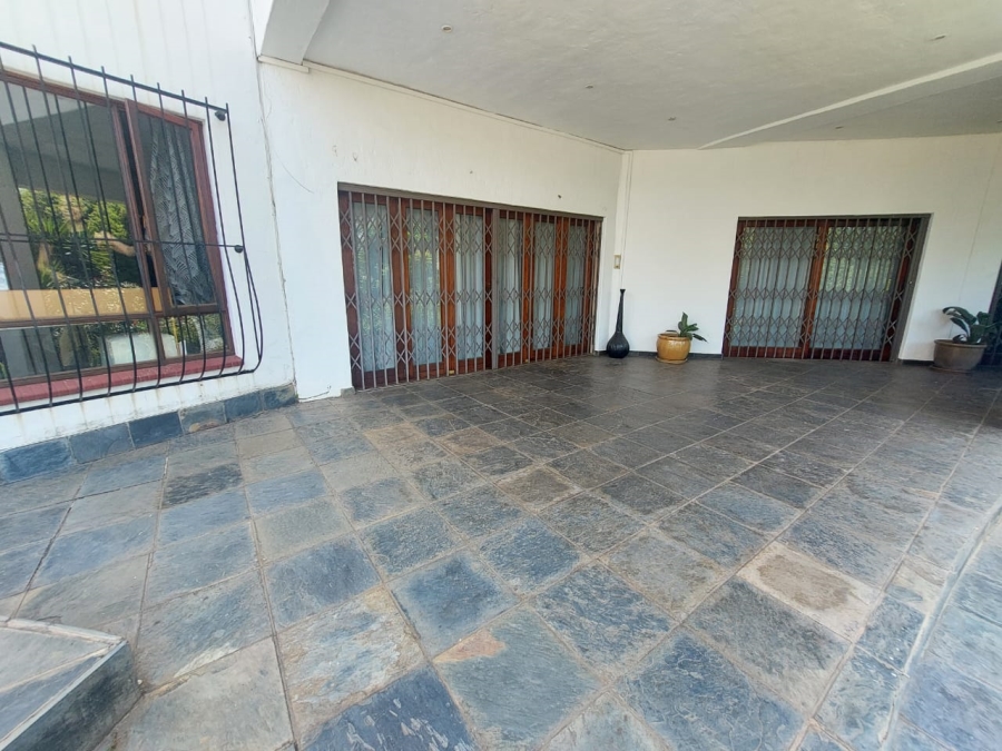 6 Bedroom Property for Sale in Northcliff Gauteng