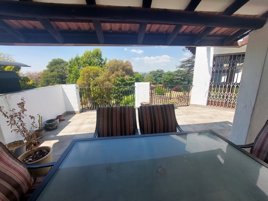 6 Bedroom Property for Sale in Northcliff Gauteng