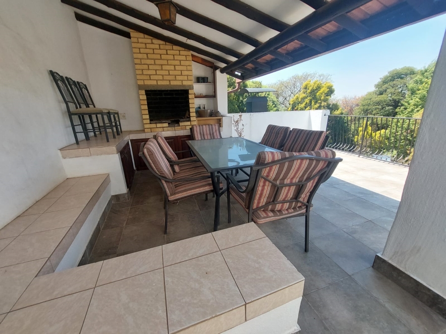 6 Bedroom Property for Sale in Northcliff Gauteng
