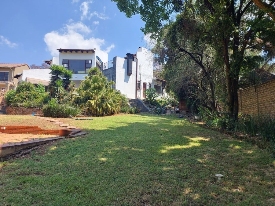6 Bedroom Property for Sale in Northcliff Gauteng