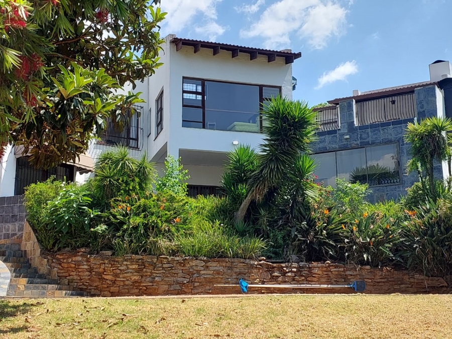 6 Bedroom Property for Sale in Northcliff Gauteng
