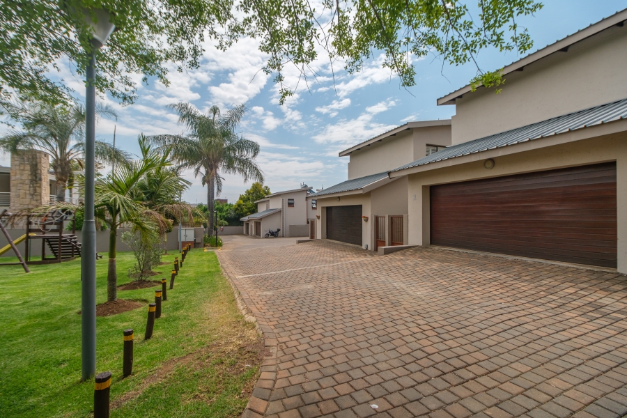 3 Bedroom Property for Sale in Blackheath Gauteng