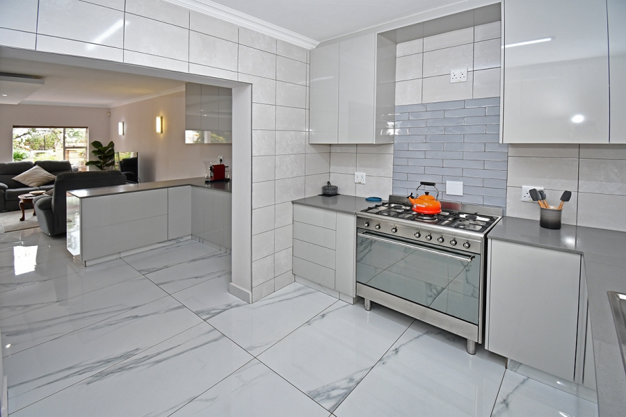 3 Bedroom Property for Sale in Eden Glen Gauteng