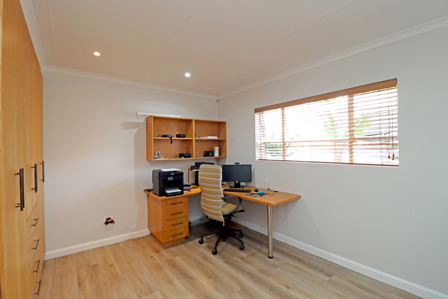 4 Bedroom Property for Sale in Linksfield Gauteng