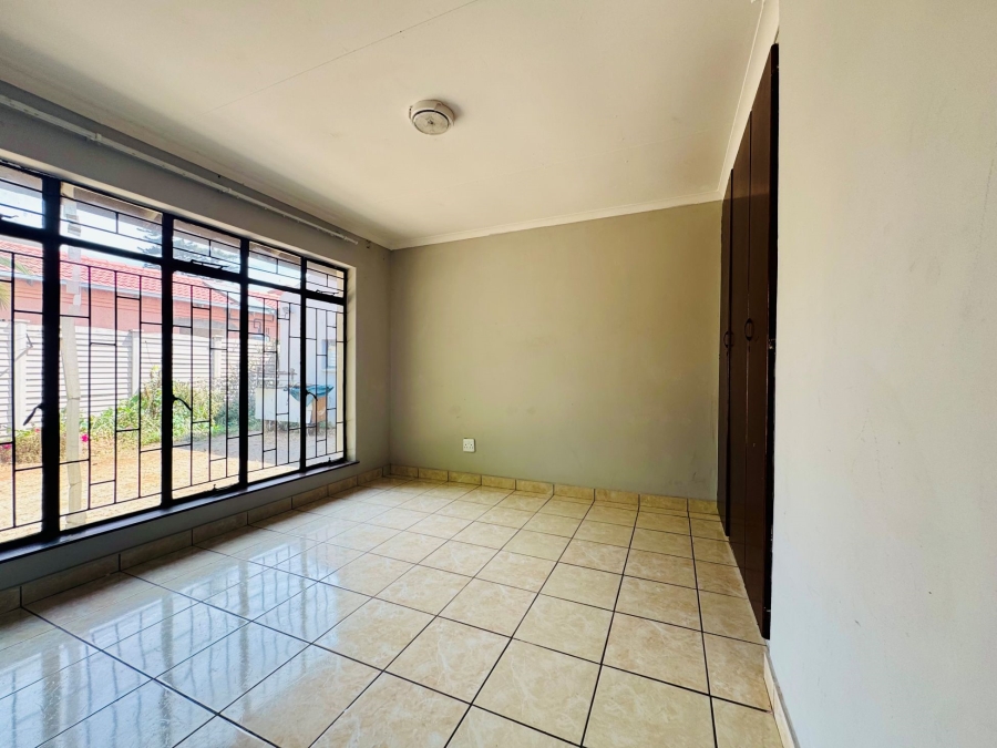 4 Bedroom Property for Sale in Montana Tuine Gauteng