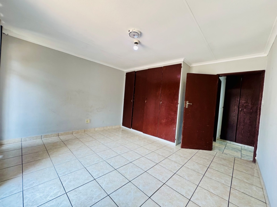 4 Bedroom Property for Sale in Montana Tuine Gauteng