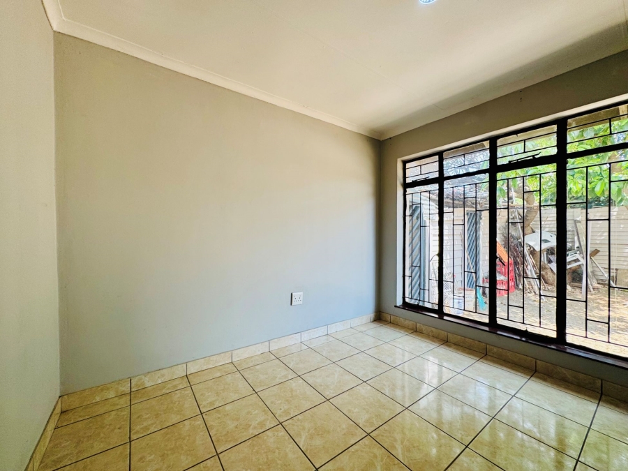 4 Bedroom Property for Sale in Montana Tuine Gauteng