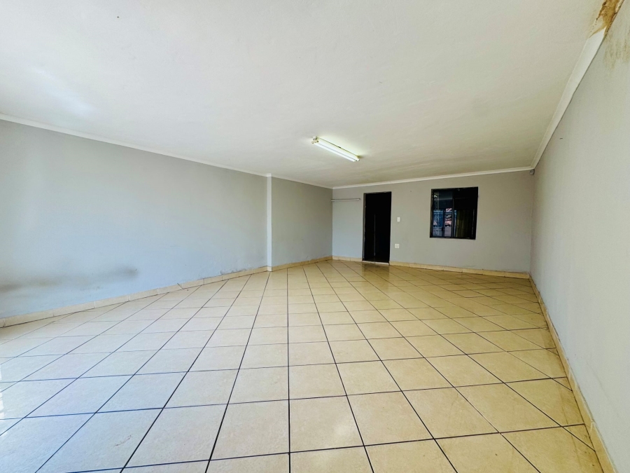 4 Bedroom Property for Sale in Montana Tuine Gauteng
