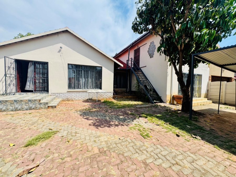 4 Bedroom Property for Sale in Montana Tuine Gauteng