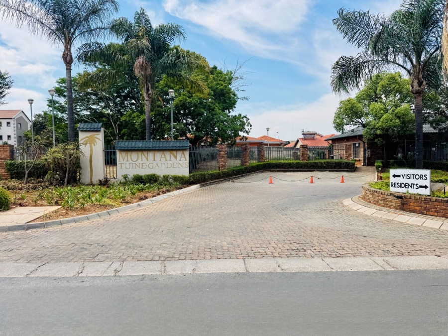 4 Bedroom Property for Sale in Montana Tuine Gauteng