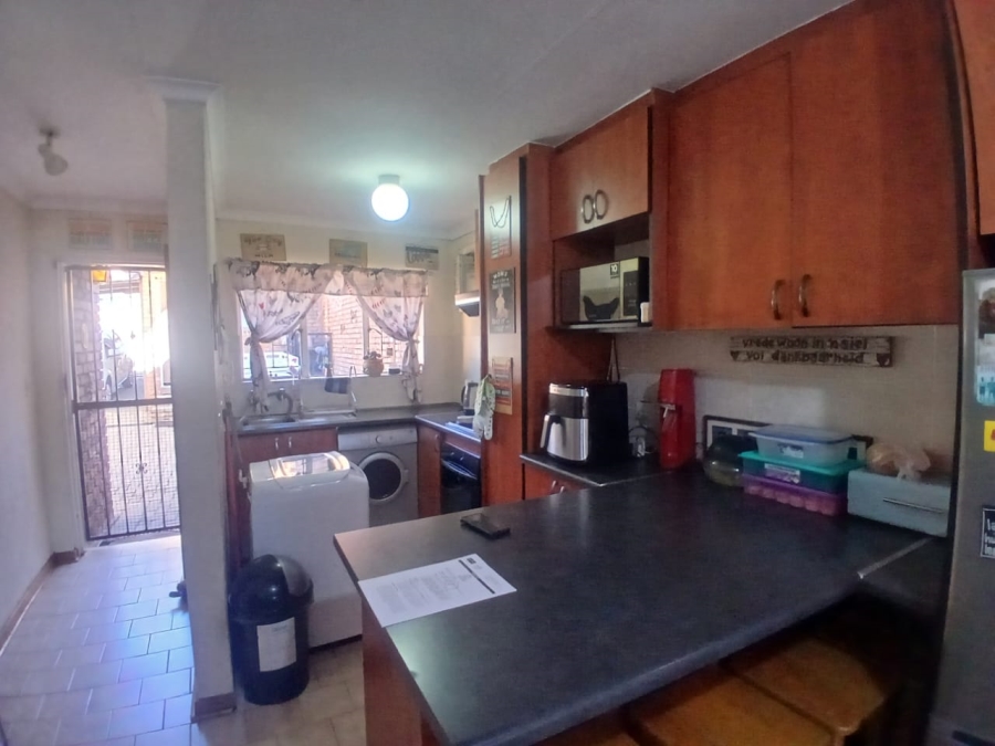 2 Bedroom Property for Sale in Birch Acres Gauteng