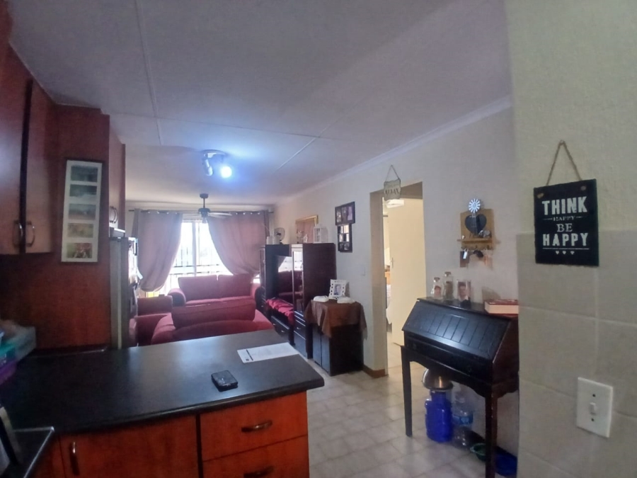 2 Bedroom Property for Sale in Birch Acres Gauteng