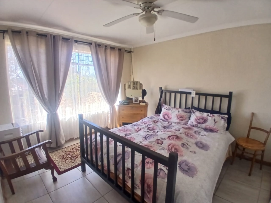 2 Bedroom Property for Sale in Birch Acres Gauteng