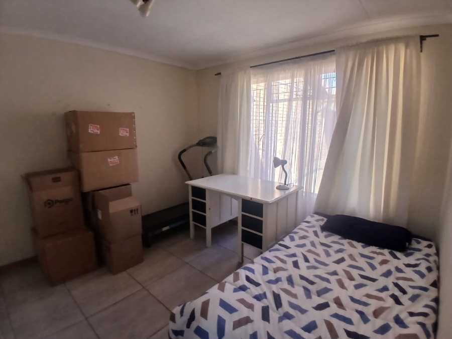 2 Bedroom Property for Sale in Birch Acres Gauteng