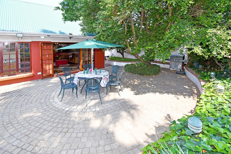 4 Bedroom Property for Sale in Wychwood Gauteng