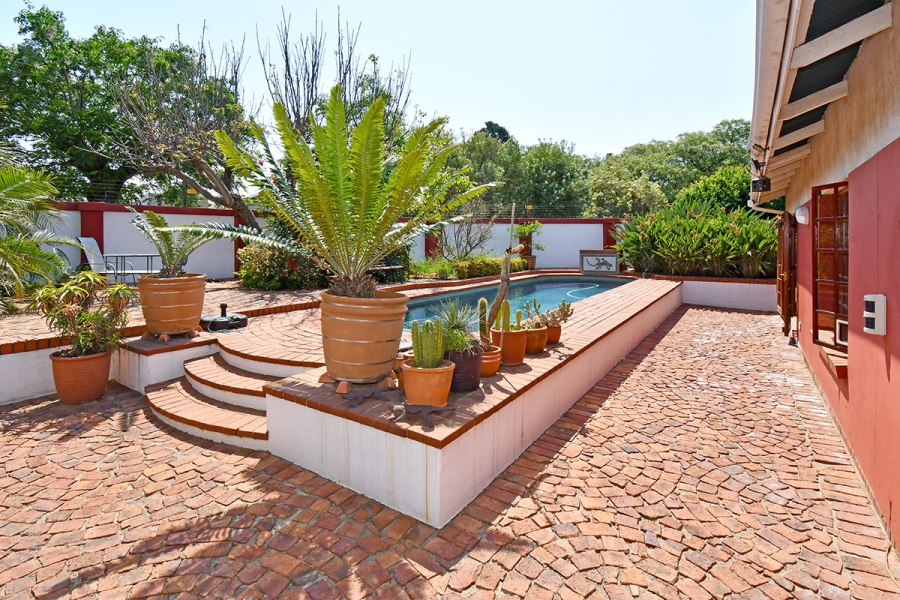 4 Bedroom Property for Sale in Wychwood Gauteng