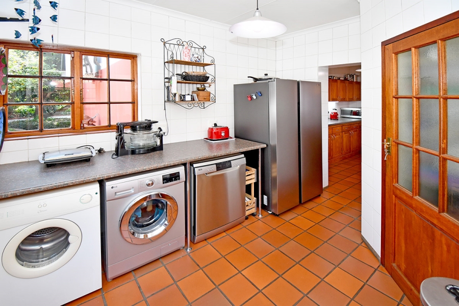 4 Bedroom Property for Sale in Wychwood Gauteng