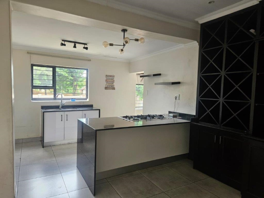 4 Bedroom Property for Sale in Dunvegan Gauteng