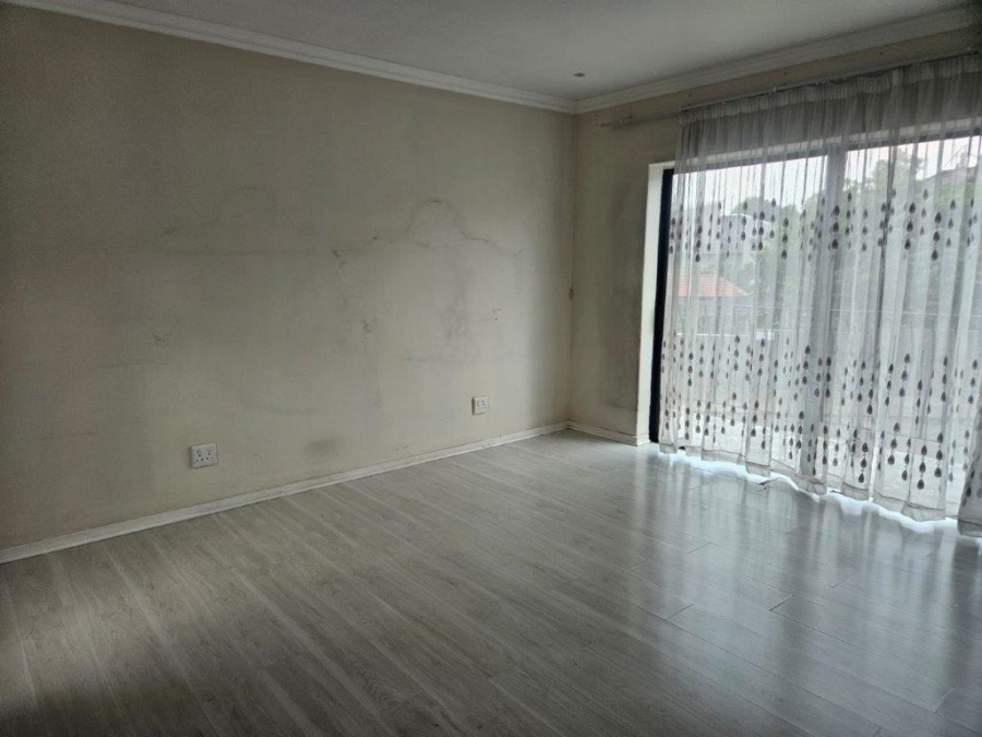 4 Bedroom Property for Sale in Dunvegan Gauteng