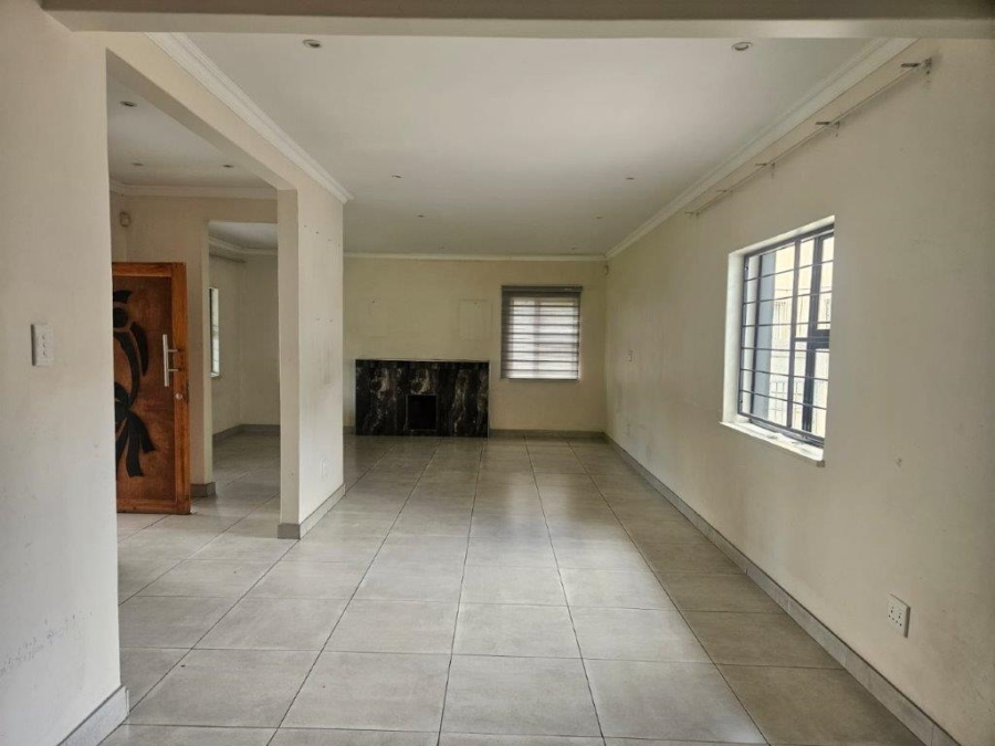 4 Bedroom Property for Sale in Dunvegan Gauteng