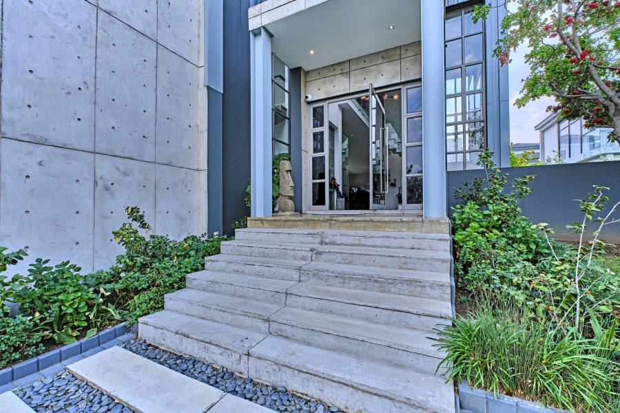 To Let 4 Bedroom Property for Rent in Waterfall Country Estate Gauteng