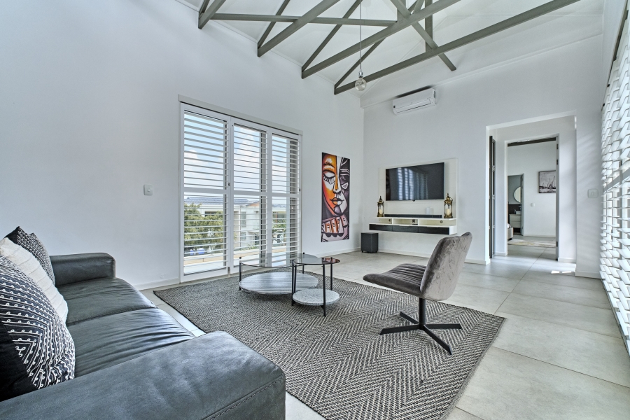 To Let 4 Bedroom Property for Rent in Waterfall Country Estate Gauteng