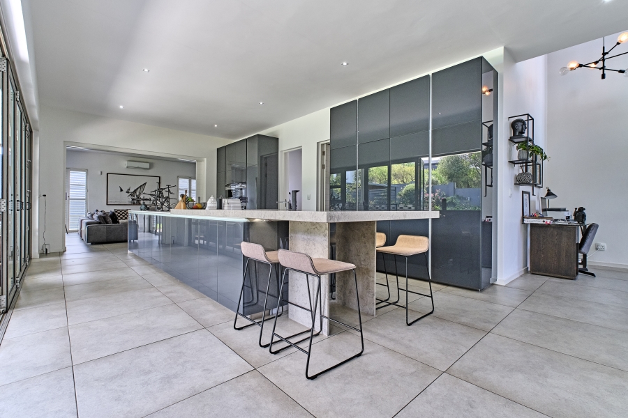 To Let 4 Bedroom Property for Rent in Waterfall Country Estate Gauteng