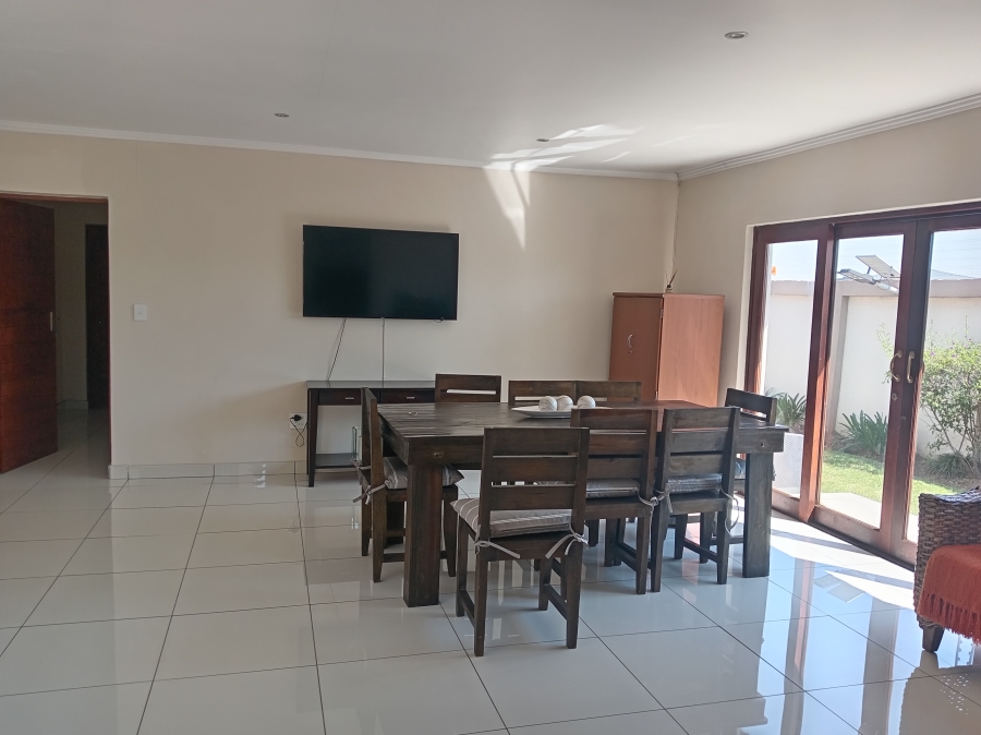 To Let 3 Bedroom Property for Rent in Sonneveld Gauteng