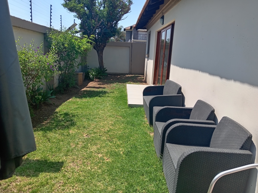 To Let 3 Bedroom Property for Rent in Sonneveld Gauteng