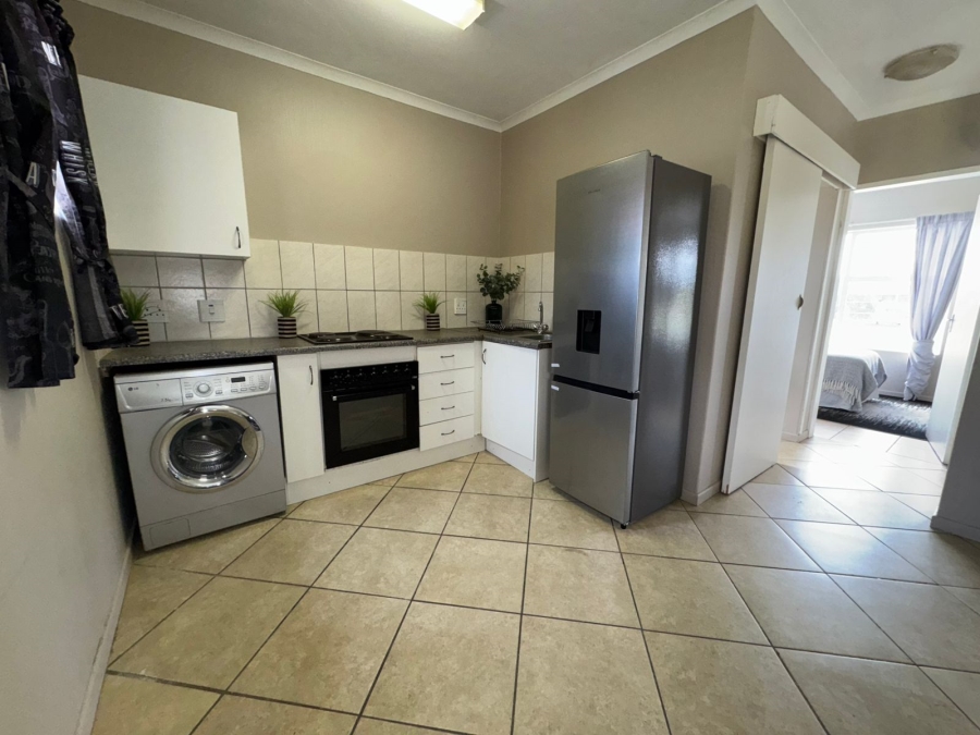 2 Bedroom Property for Sale in Greenhills Gauteng