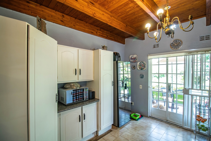 3 Bedroom Property for Sale in Glen Austin Gauteng