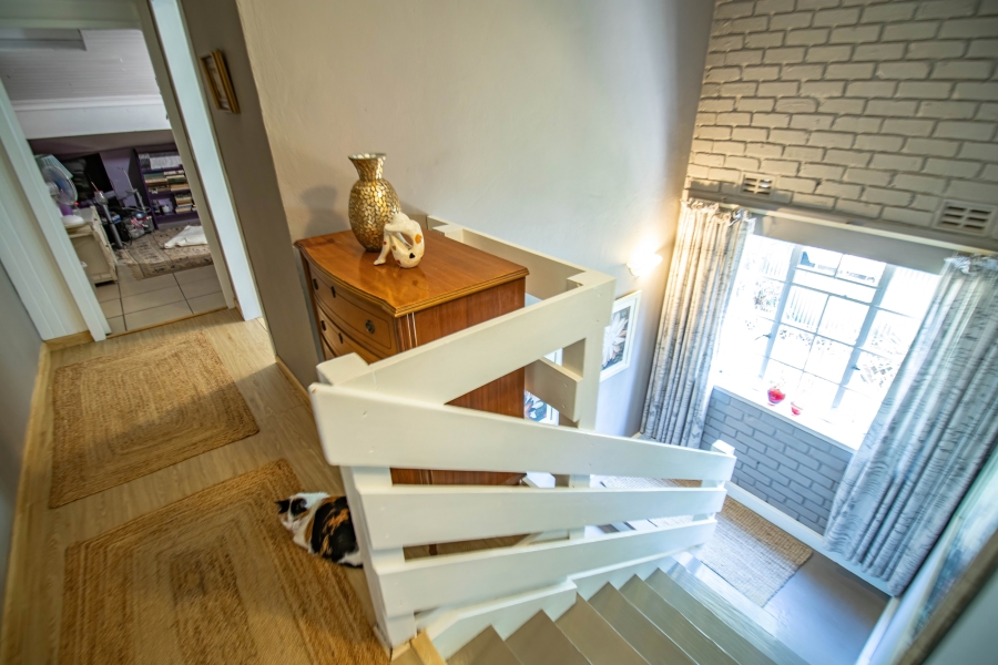 3 Bedroom Property for Sale in Glen Austin Gauteng