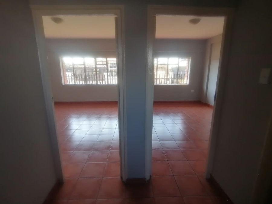 1 Bedroom Property for Sale in Benoni Central Gauteng