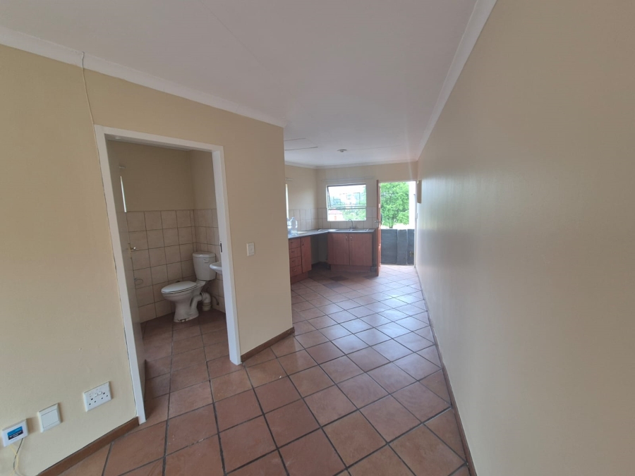 1 Bedroom Property for Sale in Pollak Park Gauteng